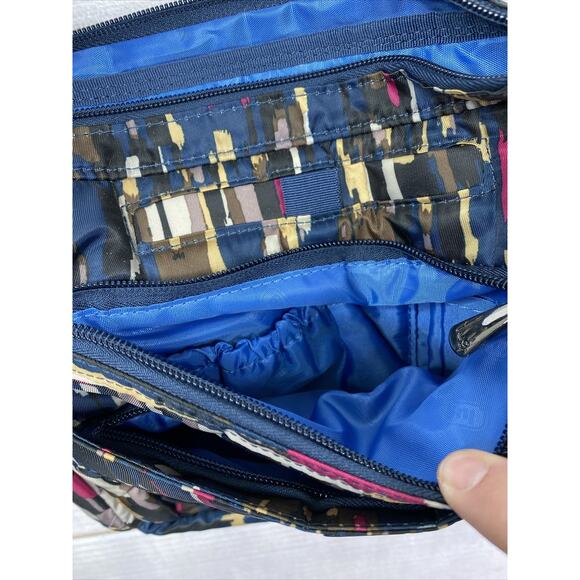 LUG Crossbody Flutter Riverwalk Multicolor Geometric Small Mini Bag Purse NWOT - Picture 3 of 14
